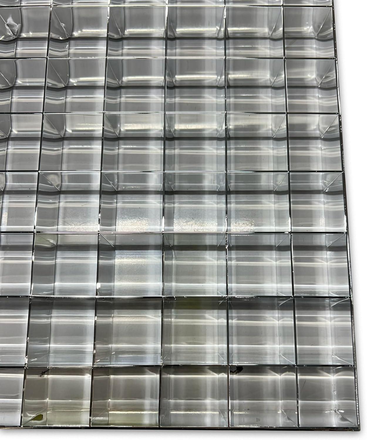 Parasquare 2 Louver: 1-1/2” x 1-1/2” x 1” panel grid pattern detail