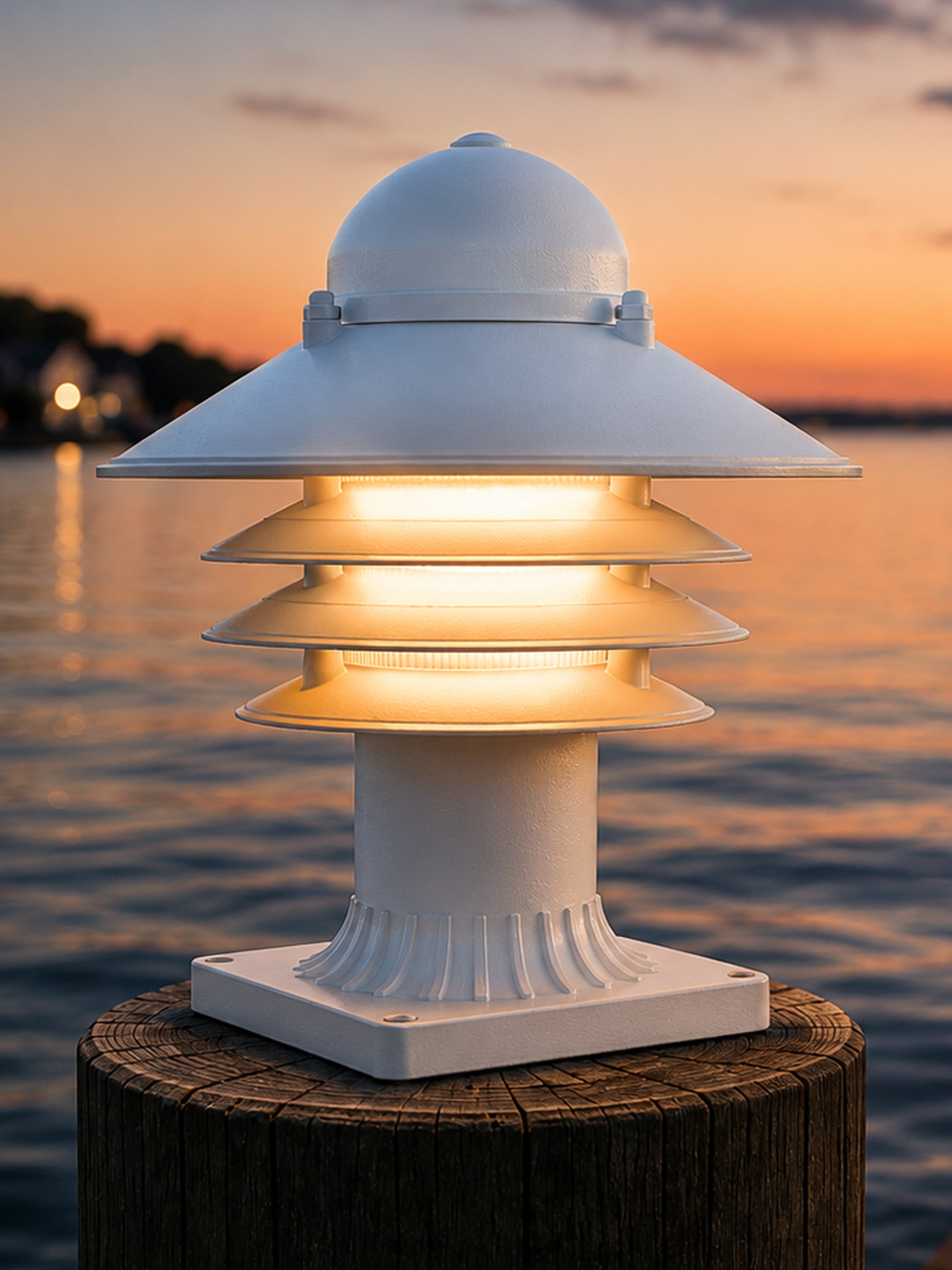 Nautical Post Walkway Lamp with Pier Mounting Base