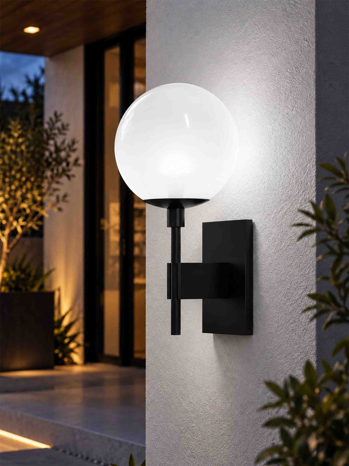 8" Globe Wall Mounted Lamp