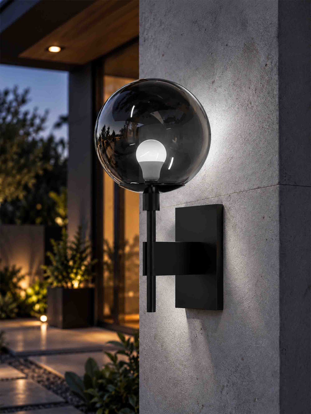 8" Globe Wall Mounted Lamp